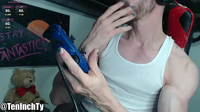 Snapshot of teninchty chatting on 11/30/25, 05:11 teninchty online show from 11/30/25, 05:11