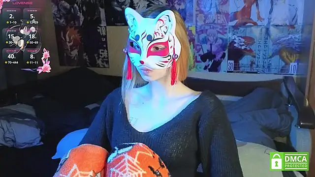 YumikoMori online show from 11/18/25, 11:14