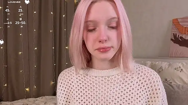 EdlaHewell online show from 02/02/26, 01:26