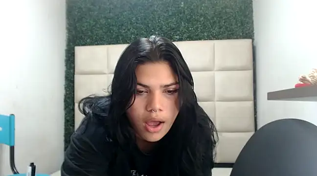 melany rouse18 online show from 02/16/25, 10:21