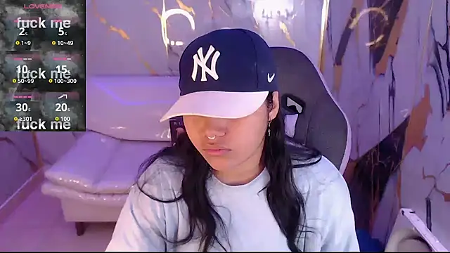 melany rouse18 online show from 10/07/25, 03:09