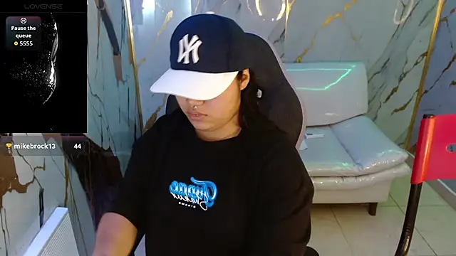 melany rouse18 online show from 04/22/26, 04:59