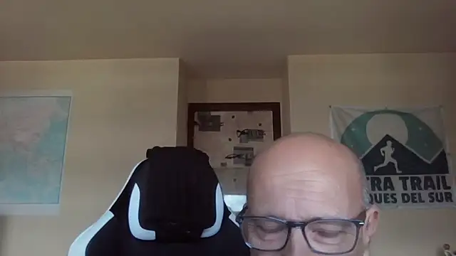 Snapshot of llopaco chatting on 05/13/26, 12:02 llopaco online show from 05/13/26, 12:02
