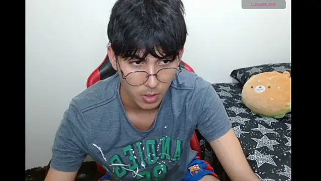 Snapshot of neithanzynxx chatting on 10/26/25, 07:53 neithanzynxx online show from 10/26/25, 07:53