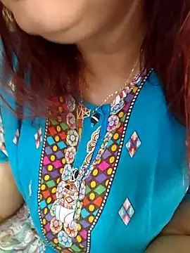 Loly2025 online show from 04/26/26, 10:46