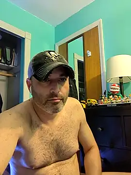 Snapshot of Novabear6996 chatting on 03/18/25, 06:25 Novabear6996 online show from 03/18/25, 06:25
