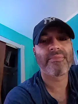 Novabear6996 online show from 04/16/26, 06:03