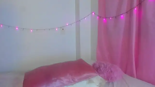 Danna Myst online show from 11/26/25, 11:50