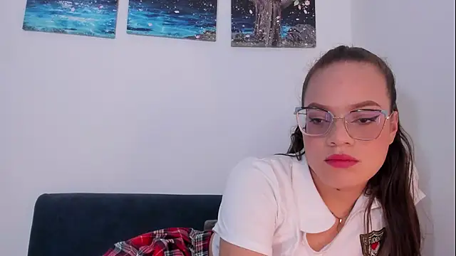 Snapshot of Baby_Asshley chatting on 03/21/25, 09:34 Baby Asshley online show from 03/21/25, 09:34