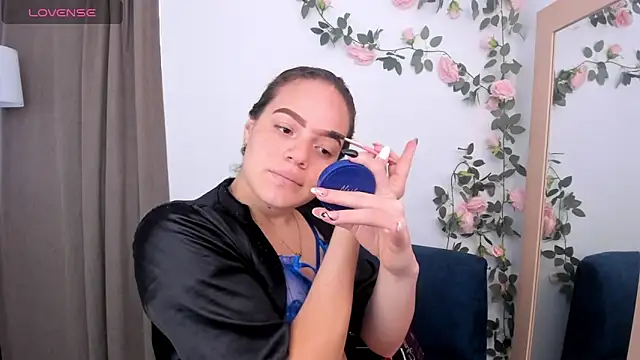 Snapshot of Baby_Asshley chatting on 10/03/25, 06:38 Baby Asshley online show from 10/03/25, 06:38