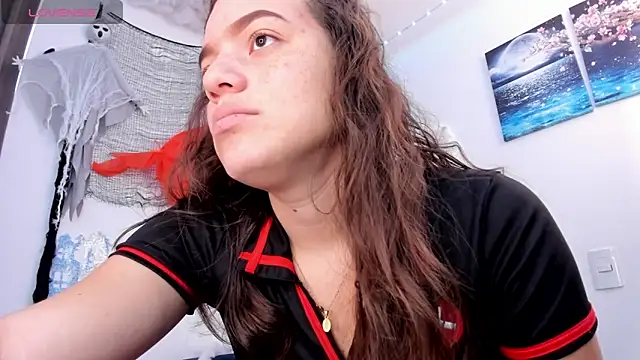 Snapshot of Baby_Asshley chatting on 10/29/25, 05:04 Baby Asshley online show from 10/29/25, 05:04