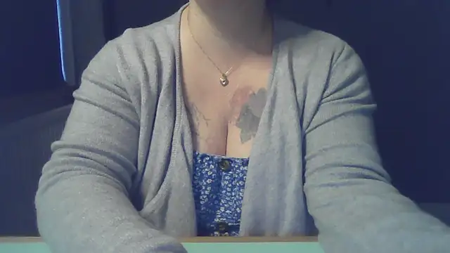 sizha6 online show from 04/22/26, 06:42