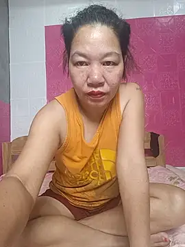 Snapshot of HotHornyClit4U chatting on 09/18/25, 08:16 HotHornyClit4U online show from 09/18/25, 08:16