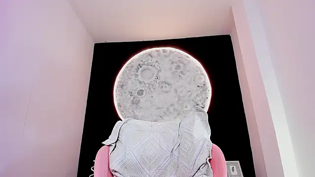 Snapshot of JacobRoberts1 chatting on 02/19/25, 08:12 JacobRoberts1 online show from 02/19/25, 08:12