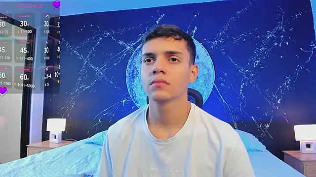 Snapshot of JacobRoberts1 chatting on 10/12/25, 07:46 JacobRoberts1 online show from 10/12/25, 07:46