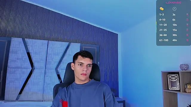 Snapshot of JacobRoberts1 chatting on 10/19/25, 08:20 JacobRoberts1 online show from 10/19/25, 08:20