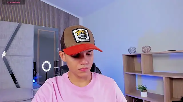 Snapshot of JacobRoberts1 chatting on 11/24/25, 09:03 JacobRoberts1 online show from 11/24/25, 09:03