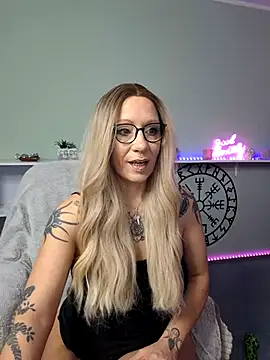 Janina Secrets online show from 03/01/25, 08:13