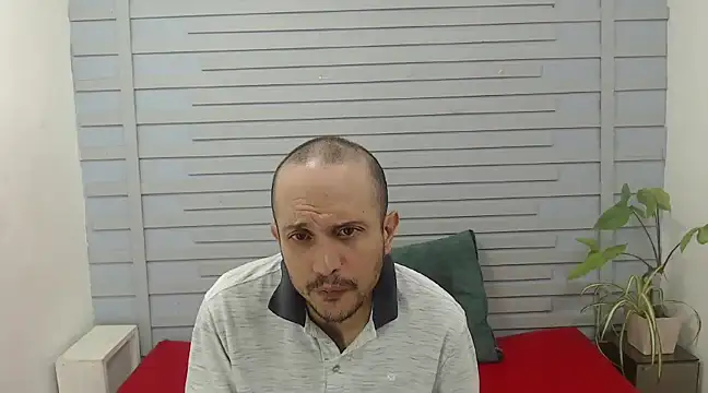 JhonTorres018 online show from 02/24/25, 07:30