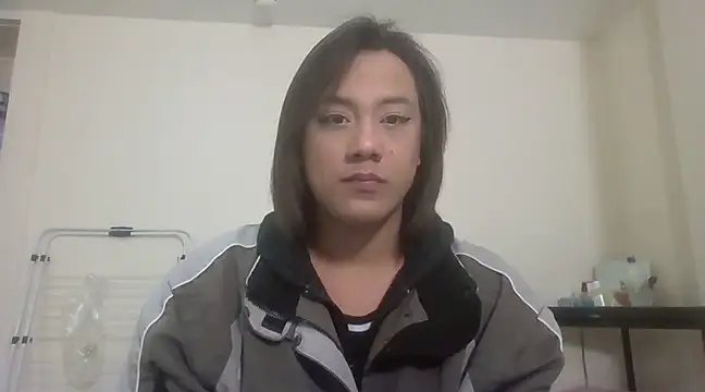 Snapshot of Queenblackx1 chatting on 02/17/25, 09:19 Queenblackx1 online show from 02/17/25, 09:19