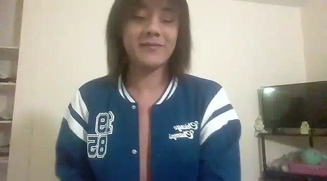 Snapshot of Queenblackx1 chatting on 03/02/25, 12:09 Queenblackx1 online show from 03/02/25, 12:09