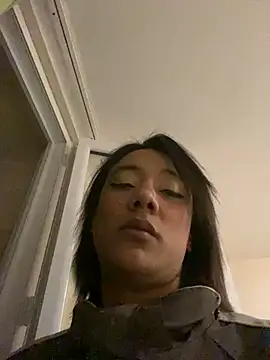 Snapshot of Queenblackx1 chatting on 03/15/25, 12:47 Queenblackx1 online show from 03/15/25, 12:47