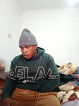 bosszonke123 online show from 04/17/26, 12:19