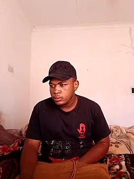 bosszonke123 online show from 04/18/26, 07:34