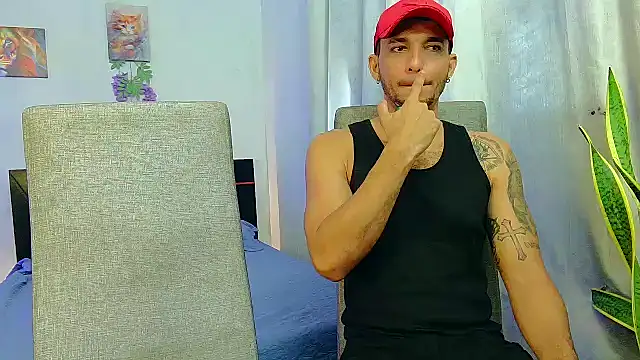 Reina paola online show from 09/18/25, 02:41