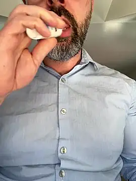 plaintreebull online show from 02/27/26, 04:29