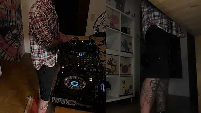 Snapshot of FckM3Hard chatting on 10/29/25, 12:13 FckM3Hard online show from 10/29/25, 12:13