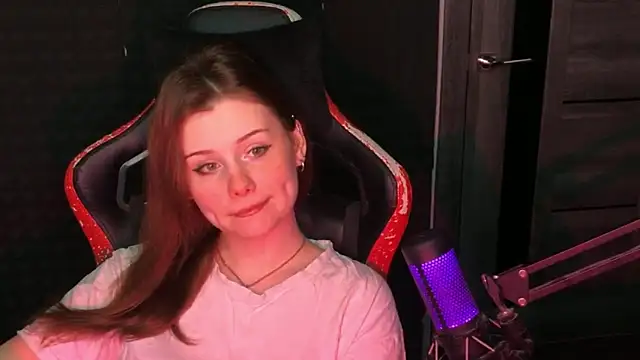 baby Milaaaaaaa online show from 02/25/25, 11:22