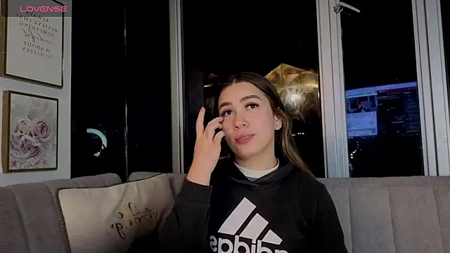 Ivanna West online show from 04/21/26, 09:48