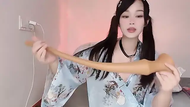 yueyue2003 online show from 03/04/25, 05:24