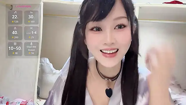yueyue2003 online show from 04/15/26, 05:03