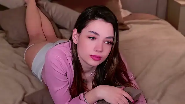 Alice Deleon online show from 03/02/25, 12:31