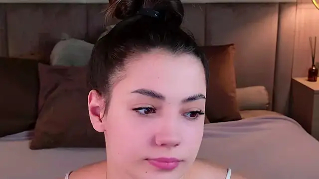 Alice Deleon online show from 09/13/25, 09:36