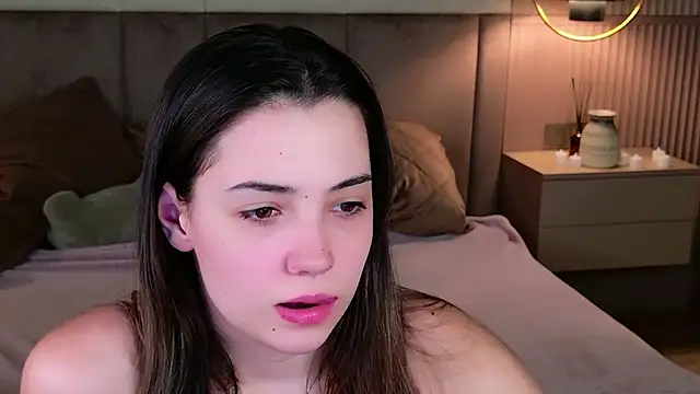 Alice Deleon online show from 11/09/25, 10:46