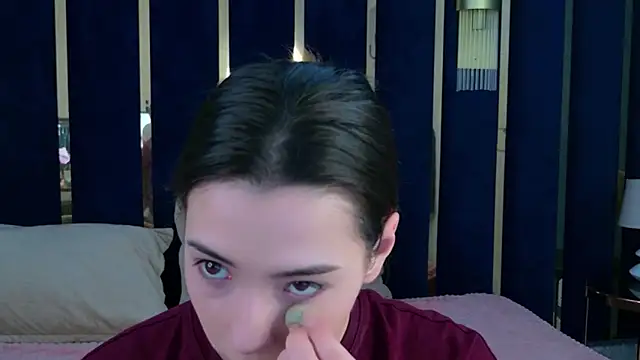 Alice Deleon online show from 04/05/26, 10:56