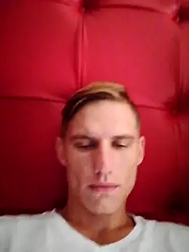 Ruanie online show from 04/22/26, 02:29