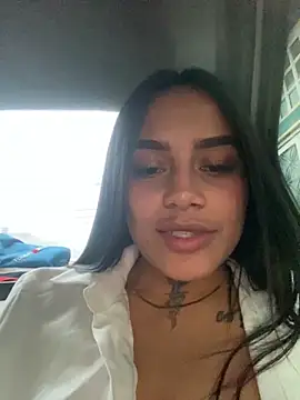 Emily sharlot online show from 10/04/25, 10:57