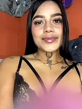 Emily sharlot online show from 11/26/25, 09:43