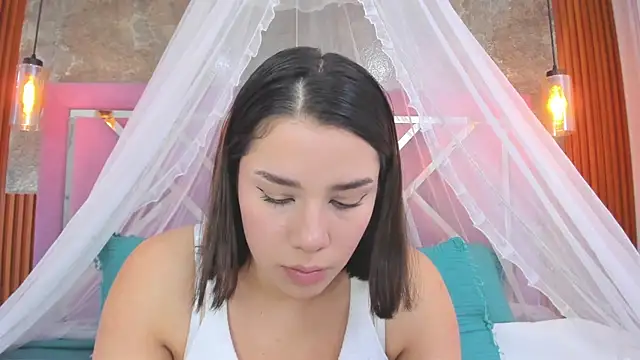 EmmaSulivan online show from 10/12/25, 02:38