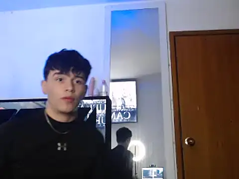 Snapshot of Smith_boy_25 chatting on 02/21/25, 01:22 Smith boy 25 online show from 02/21/25, 01:22