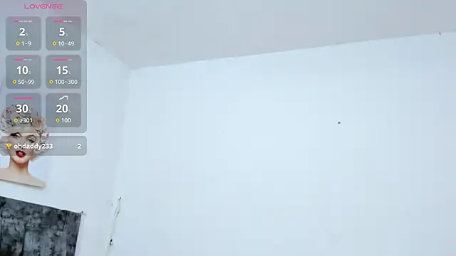 Snapshot of Chloe_diamondss chatting on 03/21/25, 06:49 Chloe diamondss online show from 03/21/25, 06:49