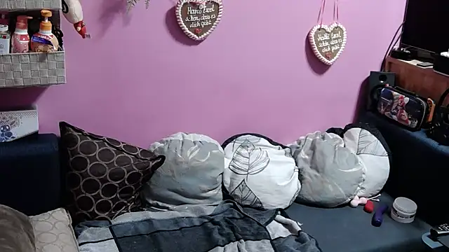 sexymelli18 online show from 03/01/25, 12:28