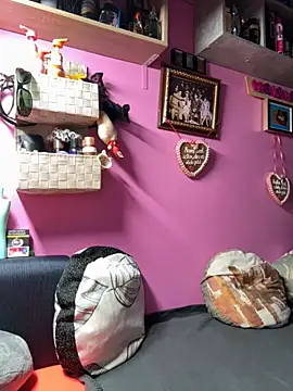 sexymelli18 online show from 11/24/25, 08:19