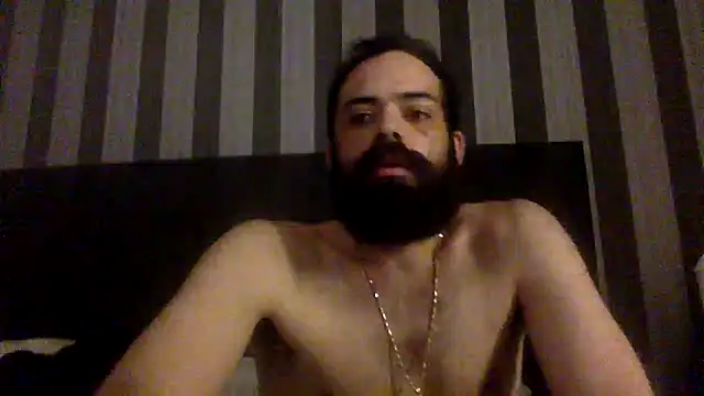 Snapshot of guccititi chatting on 09/17/25, 06:37 guccititi online show from 09/17/25, 06:37