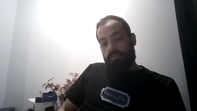 guccititi online show from 11/11/25, 10:43