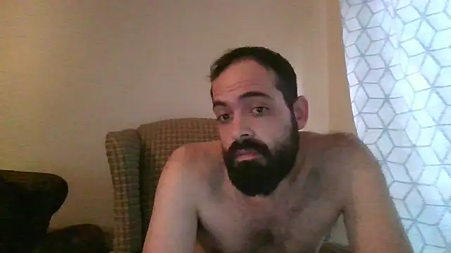 guccititi online show from 11/21/25, 05:33